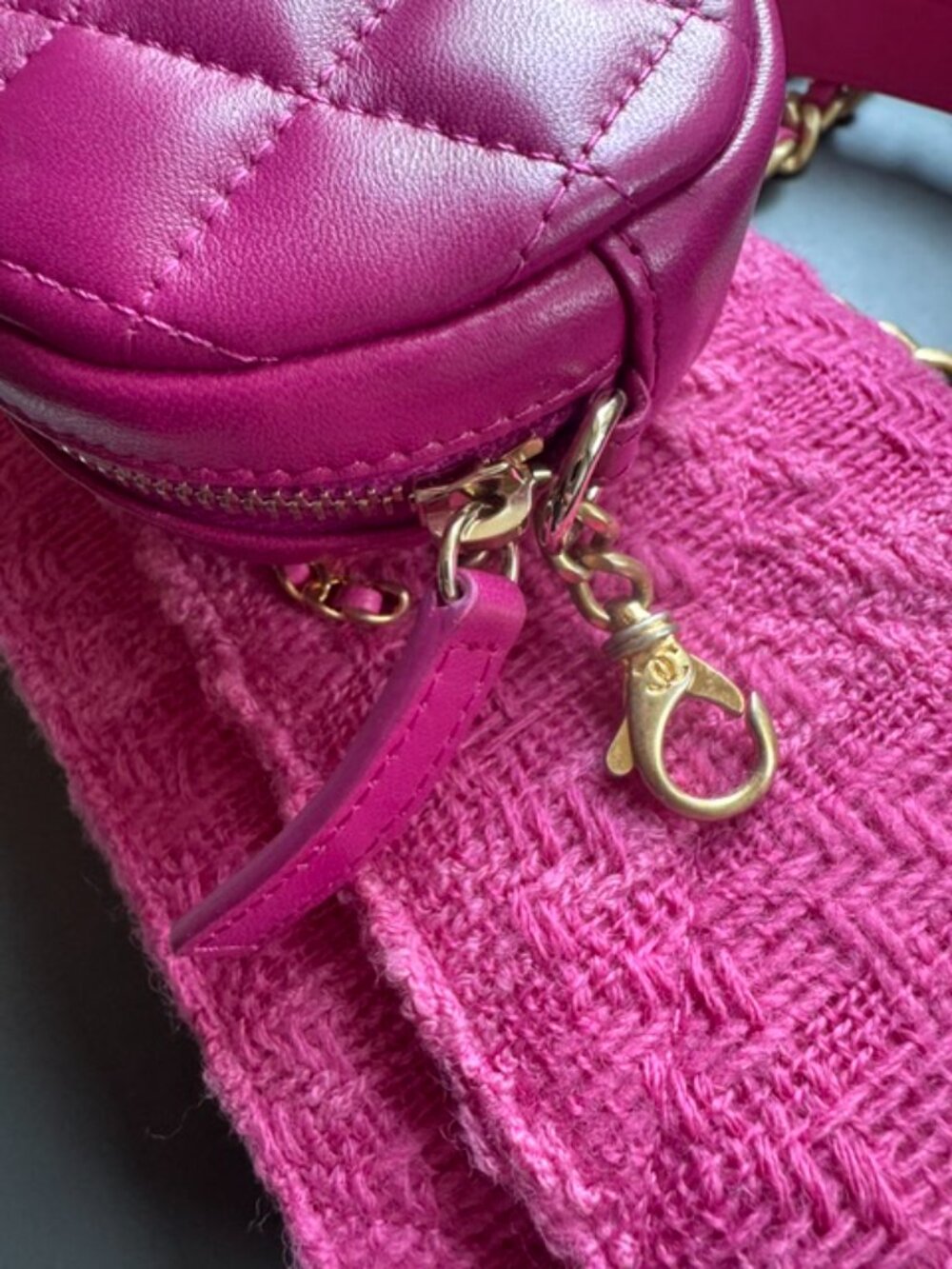 Chanel Pink Tweed 19 Wallet on Chain FW 2019 with lambskin coin purse NIB - Picture 12 of 15